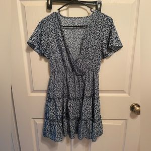 Floral dress with sleeves